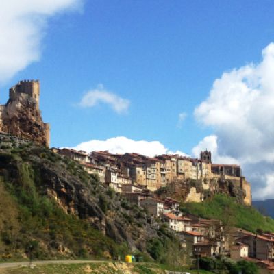 Vista de Frías, Burgos desde la carretera