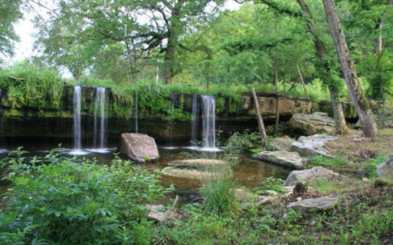 Cascadas en el entorno Las Merindades, Burgos