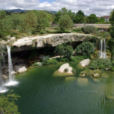 Vista de la cascada de Tobalina desde la parte de arriba
